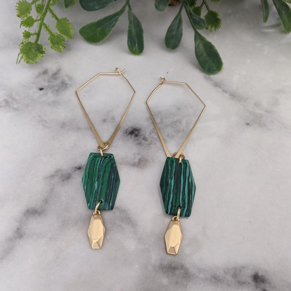4/$15 NWOT Malachite Gold Toned Geometric Earrings